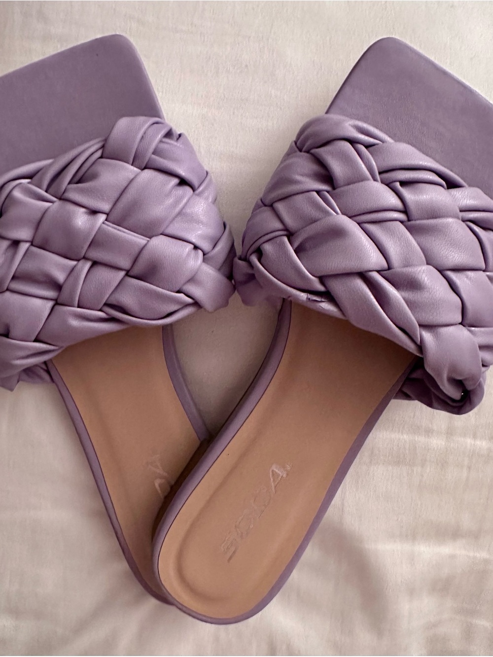 Soda Woven Slide Sandals in Lilac